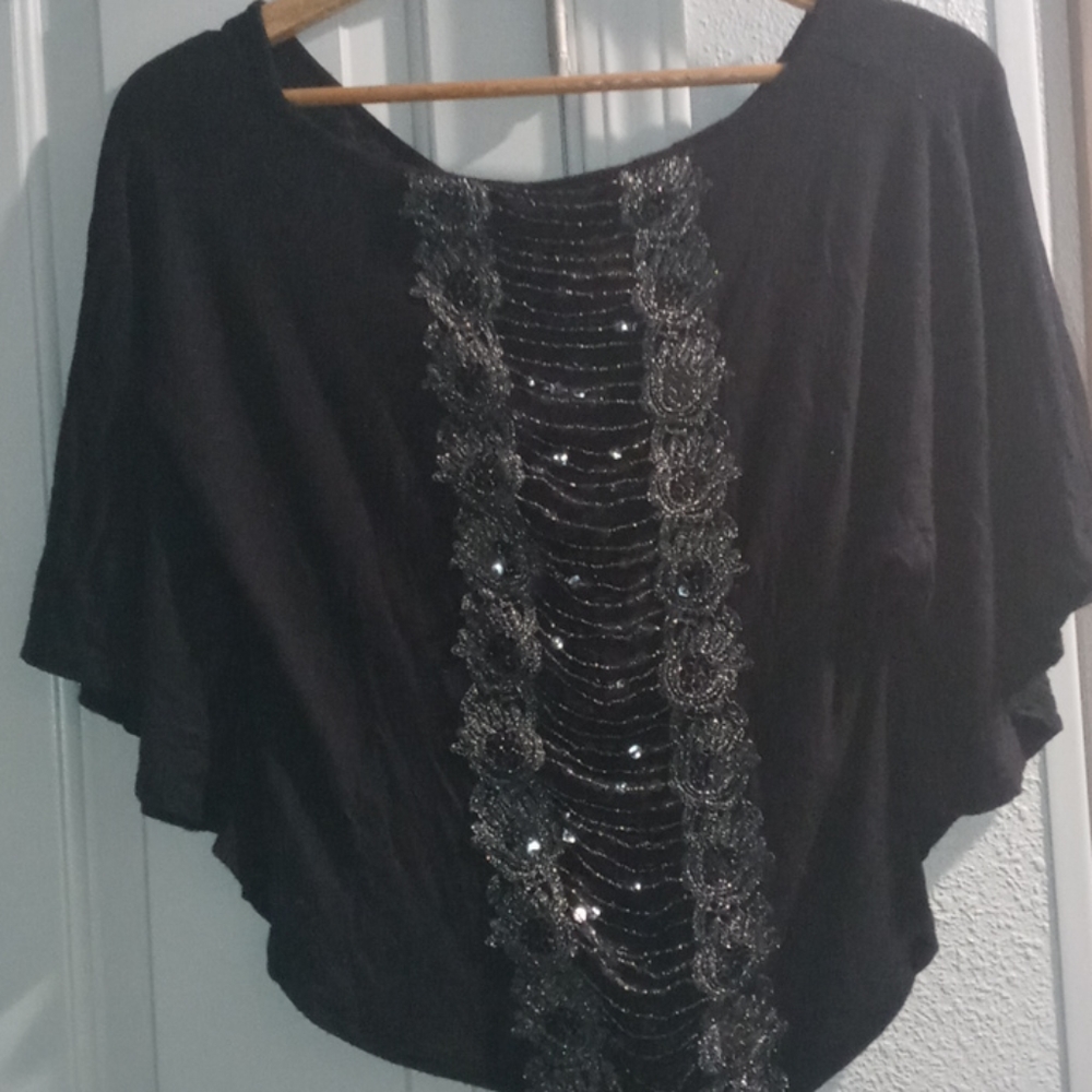 Clothes - Picture 4 of 16